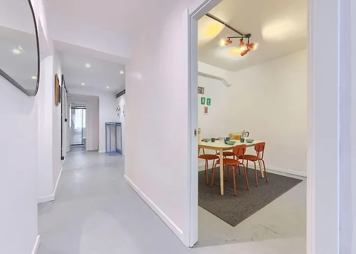 Urban Colors By Next Stop Apartamento Bilbau